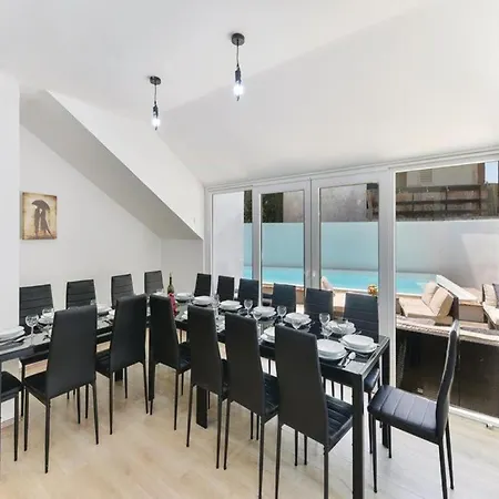 'gega' Xxl Villa